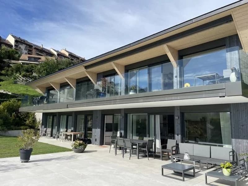 Magnifique appartement de 5.5 pièces au 1er étage avec vue lac et grand balcon de 47m2 (1)