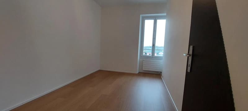 2.5-room apartment on the 2nd floor (3)