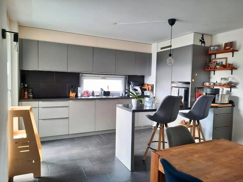 Appartement de 4.5 pièces au 1er étage d'env. 110m2. (2)