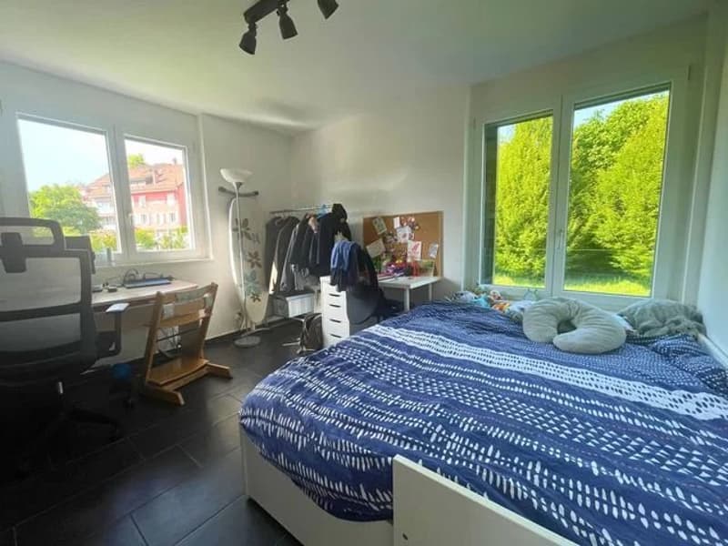 Appartement de 4.5 pièces au 1er étage d'env. 110m2. (9)