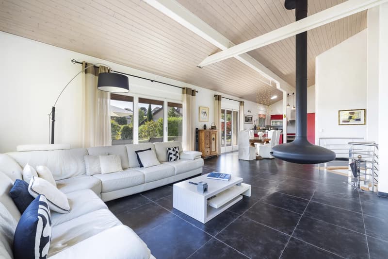 Belle villa individuelle avec jolie vue lac (3)