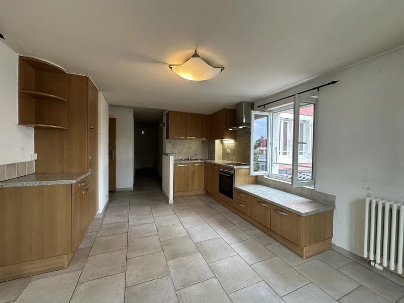 Appartement de 4.5 pièces au 1er étage avec une terrasse (4)