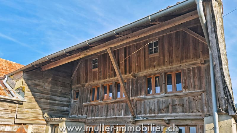 Large farm to renovate just a few minutes from Bulle (12)