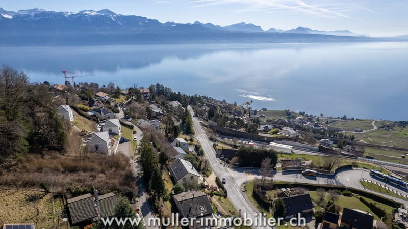 Chalet avec vue exceptionnelle sur parcelle constructible à Grandvaux (11)