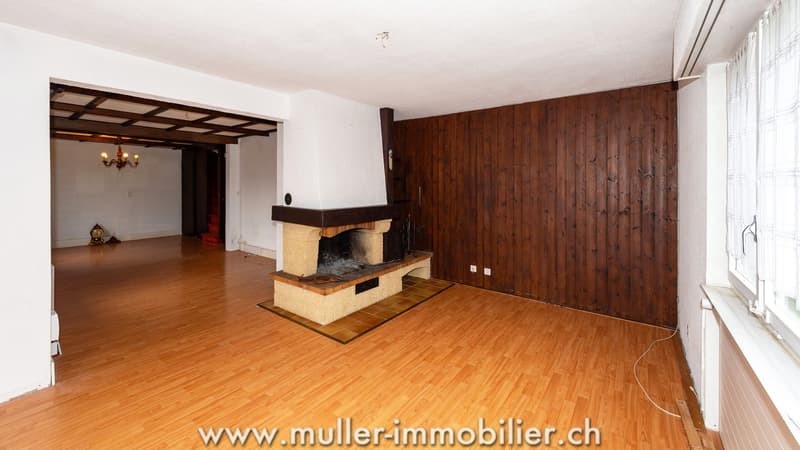 Charming villa with garden in the Sous-gare district of Aigle (5)