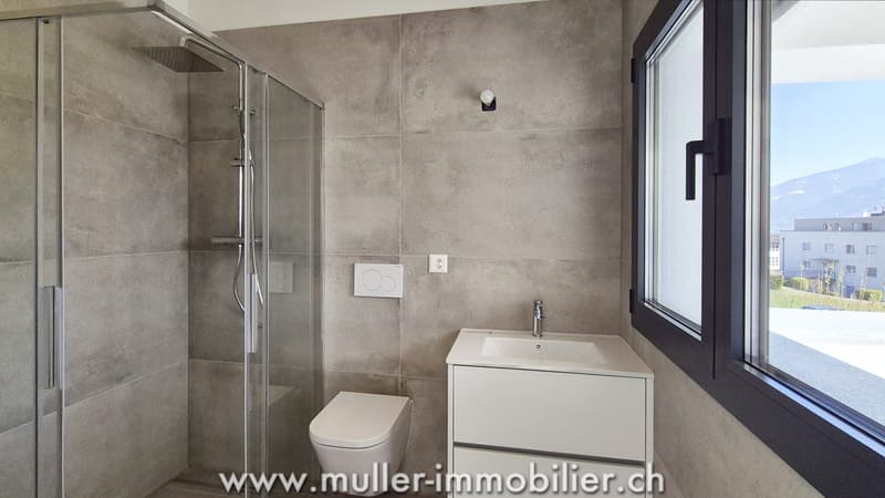 New duplex apartment with a splendid view near Sion (9)
