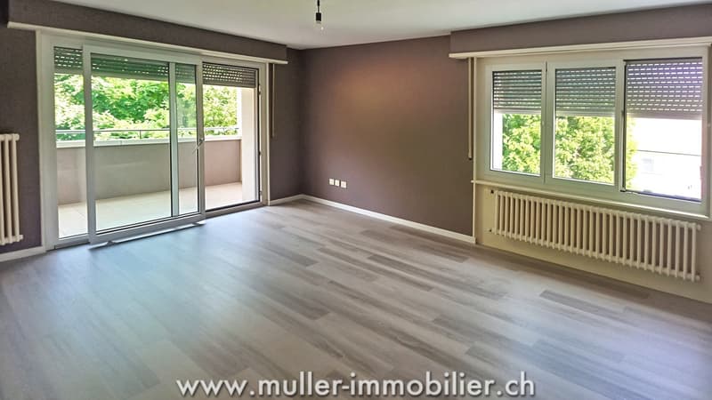 Apartment 3.5 rooms renovated with balcony in Monthey (2)