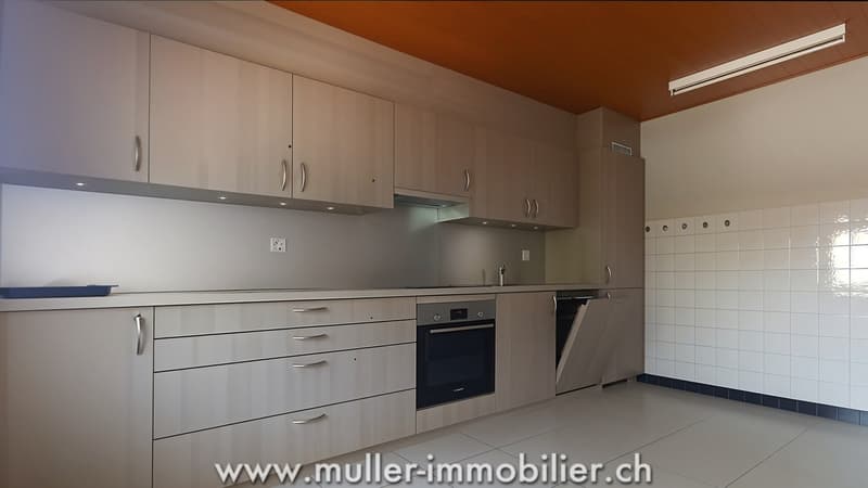 Apartment 3.5 rooms renovated with balcony in Monthey (5)
