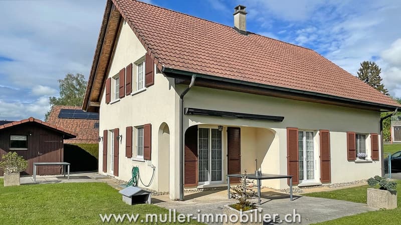 Beautiful villa in viager occupied without rent, in Châtillens (2)