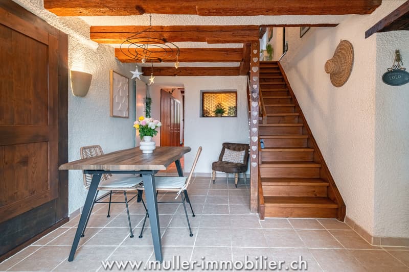 Maison villageoise avec cachet à 100 m du port de Concise (6)