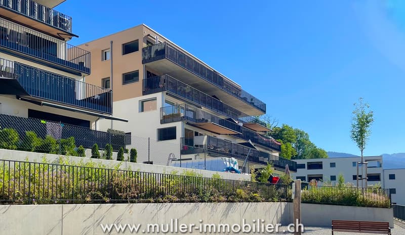 Très bel appartement traversant dans le village de Remaufens (2)
