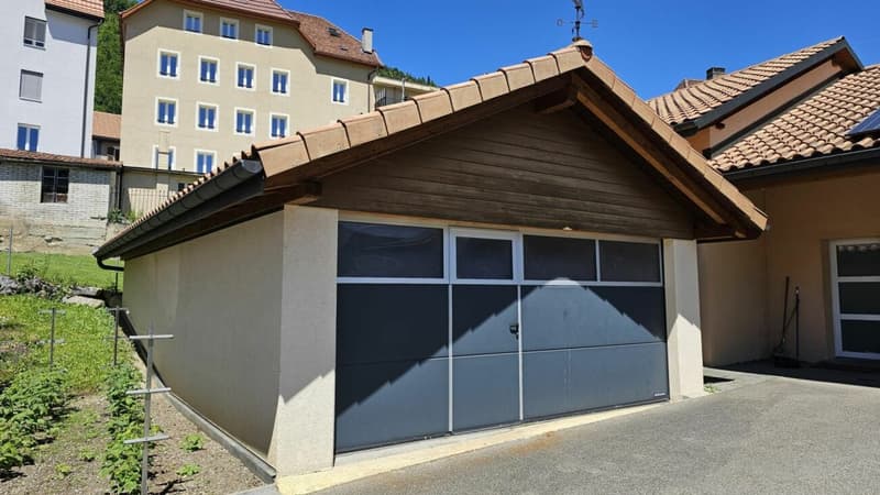 Detached house 9 rooms in St-Imier (21)