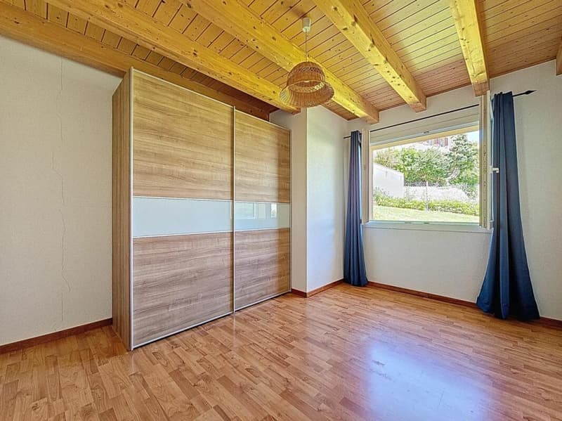 Detached house 9 rooms in St-Imier (12)