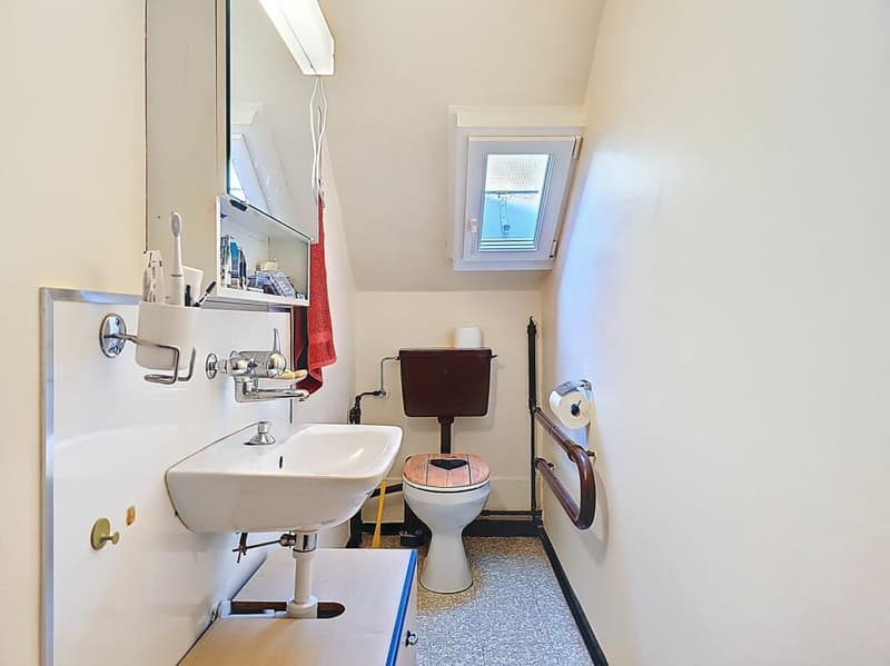 Magnifique potentiel pour ce duplex 5 pièces à personnaliser (13)