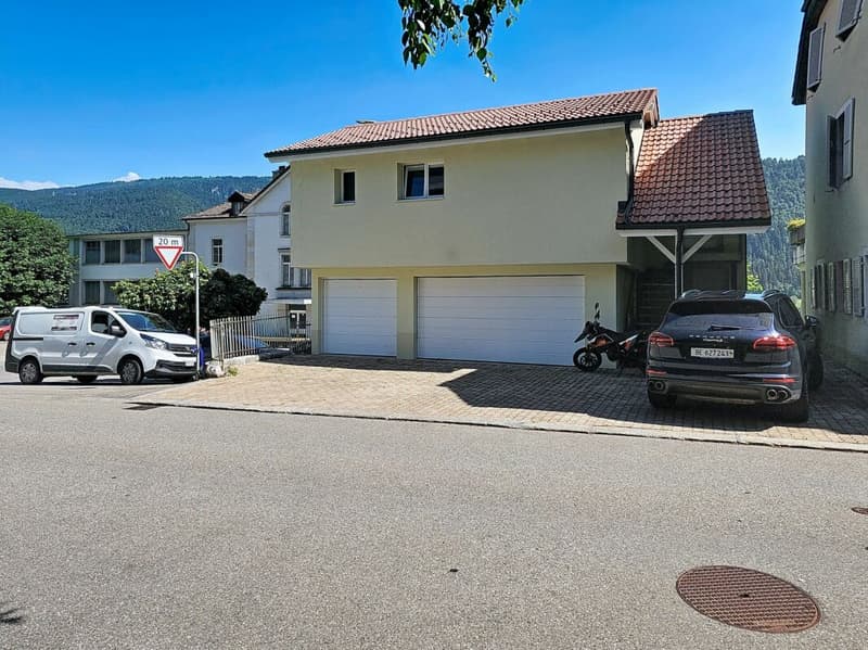Prächtige vollständig renovierte Wohnung in der Nähe des Zentrums (12)