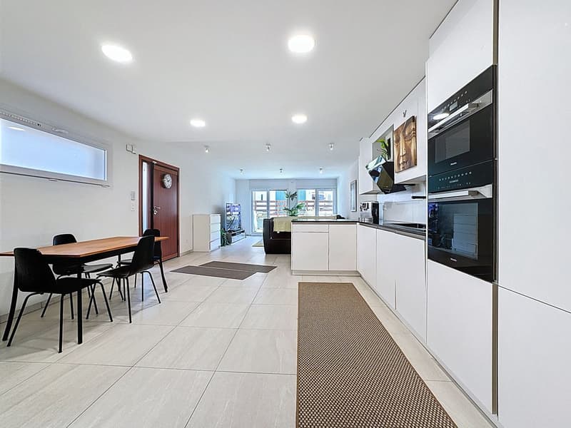 Guaranteed to steal your heart - 4.5-room apartment with terrace, balconies, and private entrance, 10 minutes from Lausanne (6)