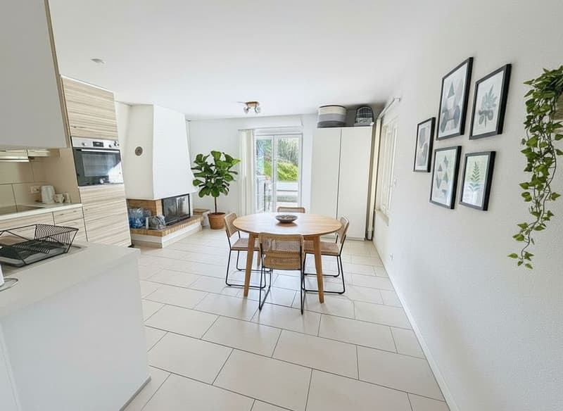 Detached house with 6.5 rooms (170 m2) + a 3-room apartment of 61m2, swimming pool and large garden - 10 minutes from Lausanne (11)