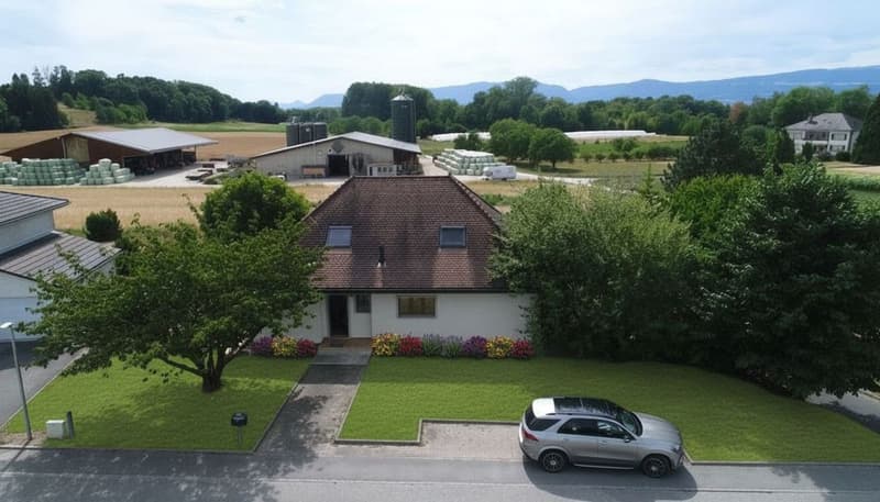 Geräumige Familienvilla auf einem außergewöhnlichen Grundstück von 1'435 m² (3)