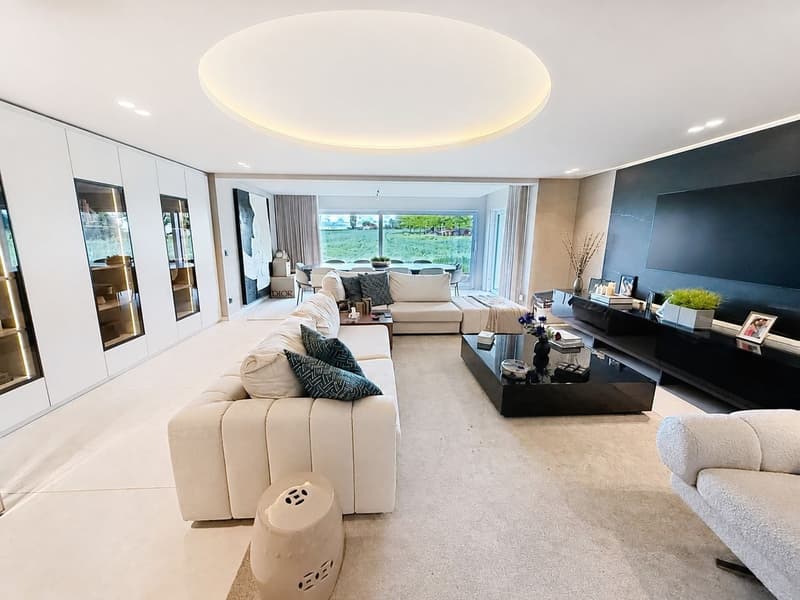 Elegance, spacious rooms and breathtaking view (1)