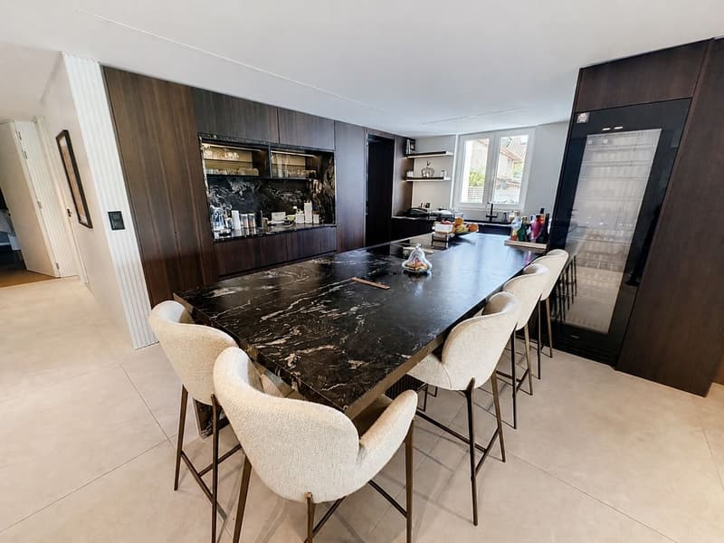 Elegance, spacious rooms and breathtaking view (3)