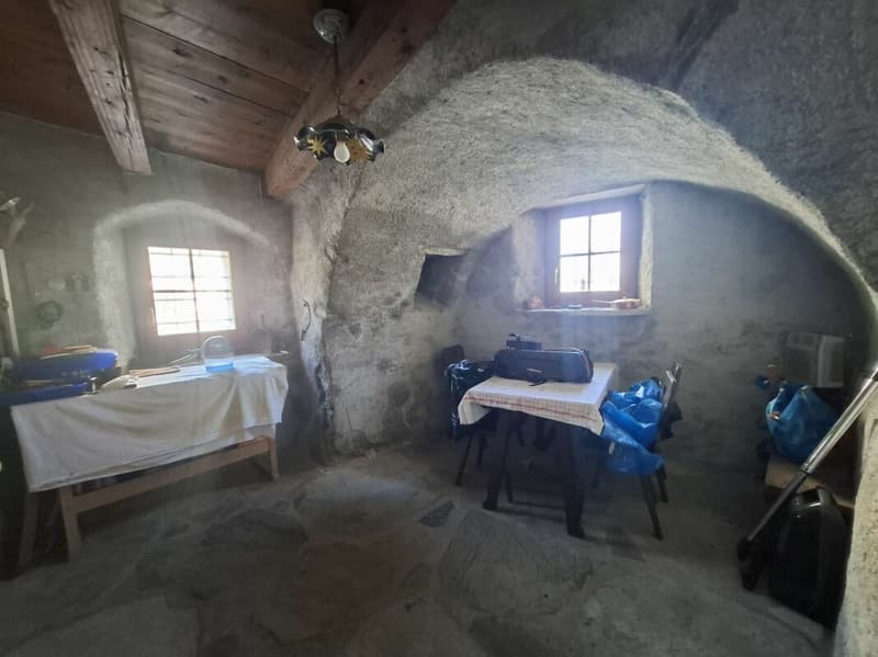Zweieinhalbzimmerwohnung in Liddes (9)