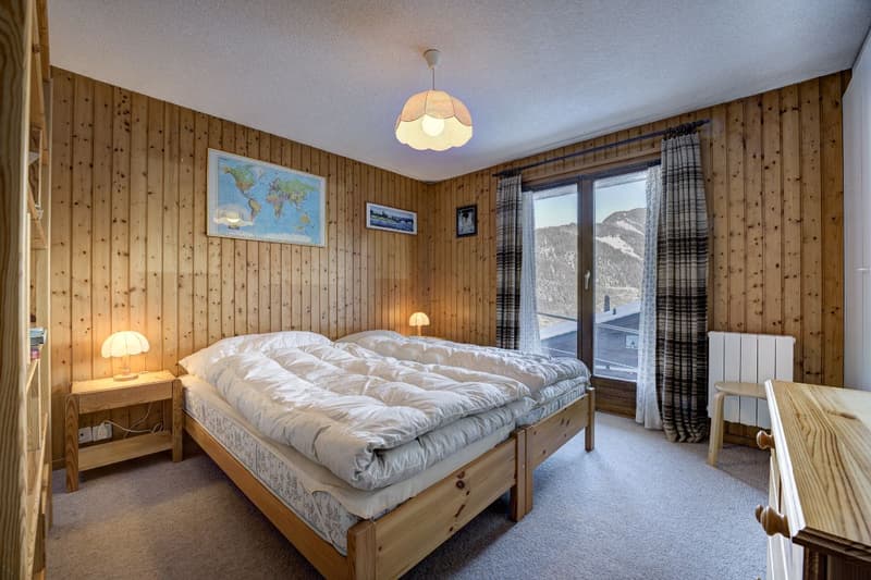 Charming 3-bedroom chalet with panoramic mountain views and excellent access to ski lifts (11)
