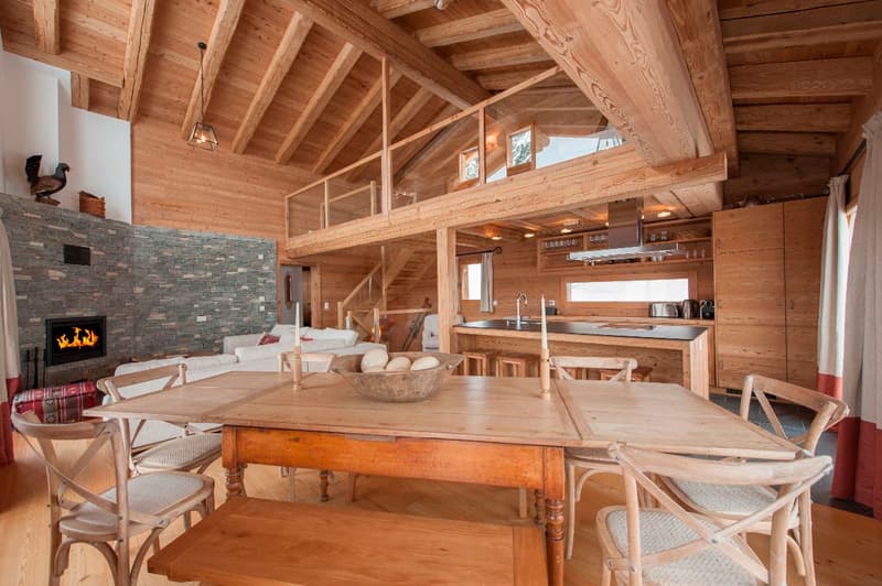 Spacieux chalet de cinq chambres avec vue panoramique (4)