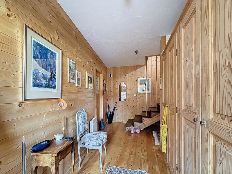 Luxurious renovated barn with 2 apartments in Savièse (9)