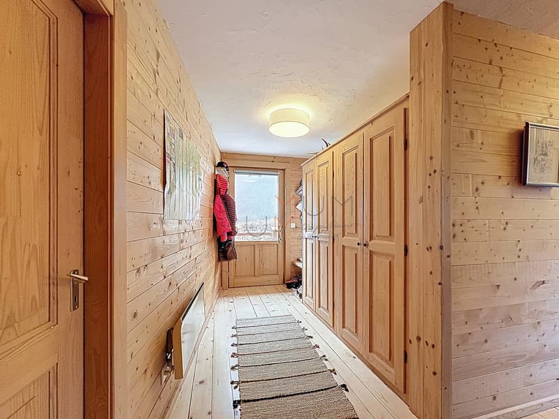 Luxurious renovated barn with 2 apartments in Savièse (12)