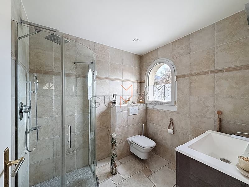 Ardon villa avec piscine sur 1'500 m² (14)