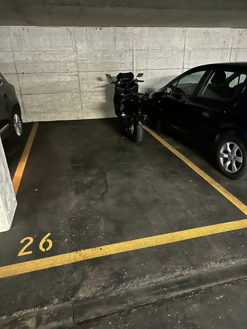 Posti auto nel parcheggio sotterraneo (2)