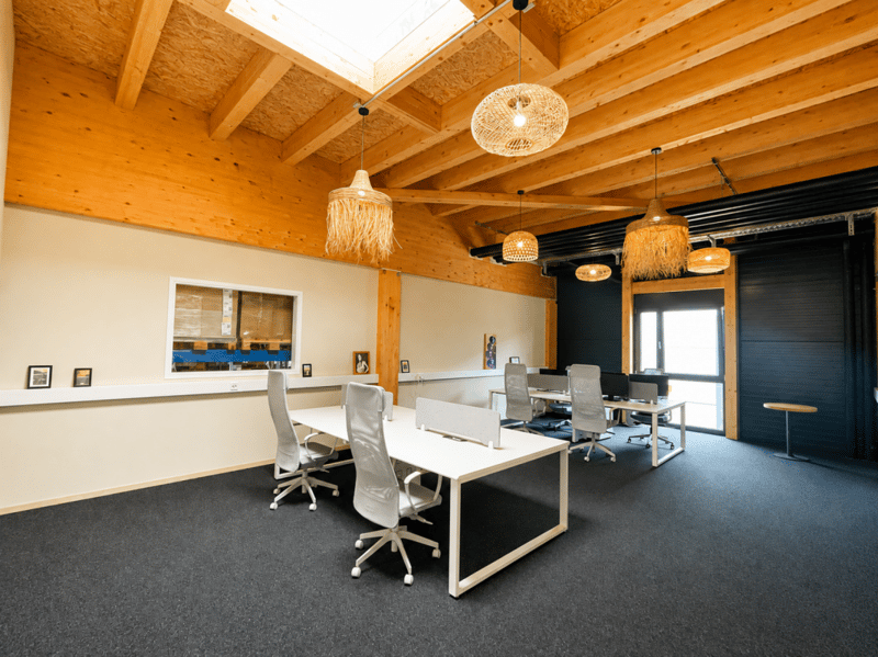 Bureau (1)
