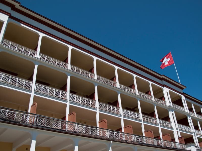 RIVIERA VAUDOISE : HÔTEL DE RENDEMENT AVEC REVENUS IMMÉDIATS. (1)