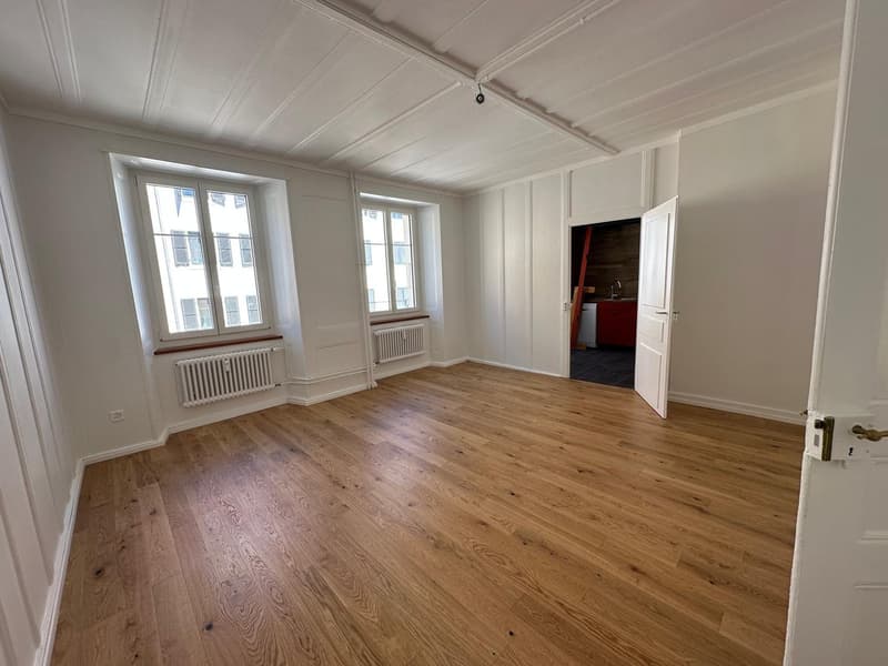 Bright 3.5-room apartment in La Chaux-de-Fonds (6)