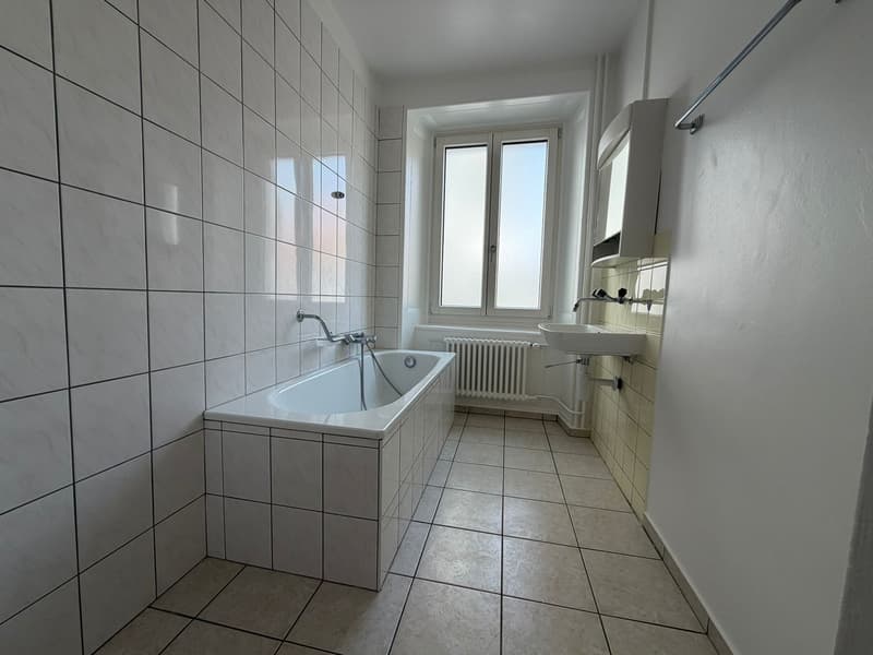 Appartamento di 2,5 locali al pianterreno a La Chaux-de-Fonds (7)