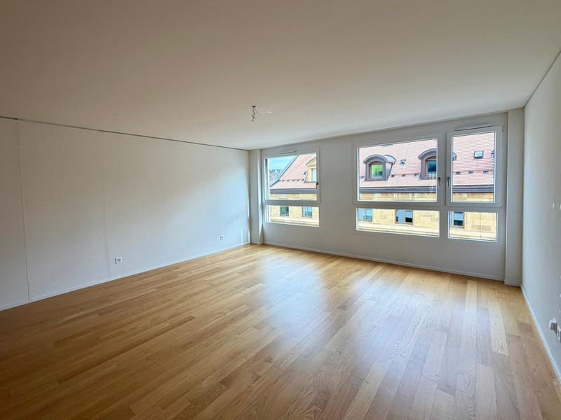 Spacieux appartement de 4.5 pièces au 5ème étage à La Chaux-de-Fonds (7)