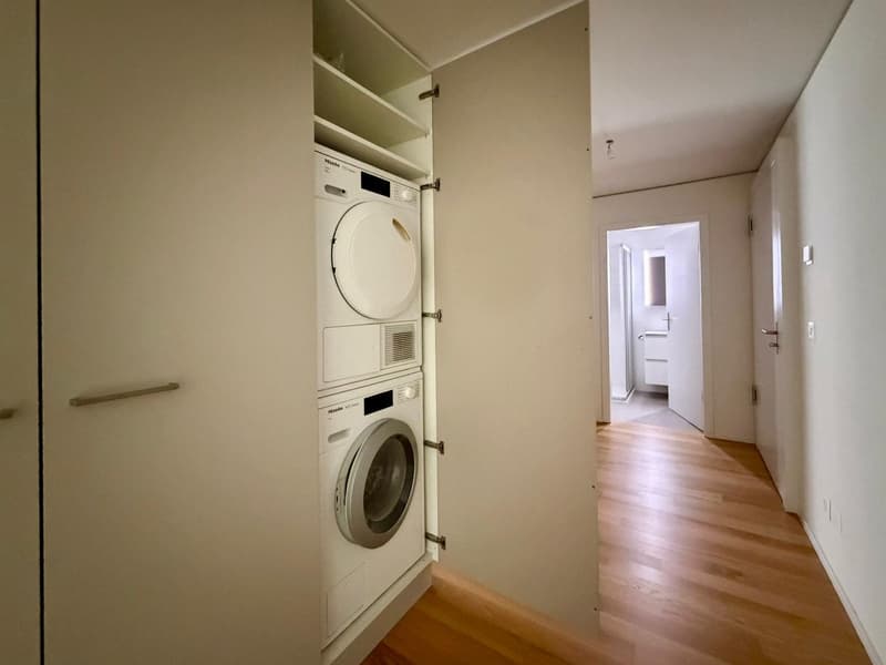 Spacieux appartement de 4.5 pièces au 5ème étage à La Chaux-de-Fonds (10)