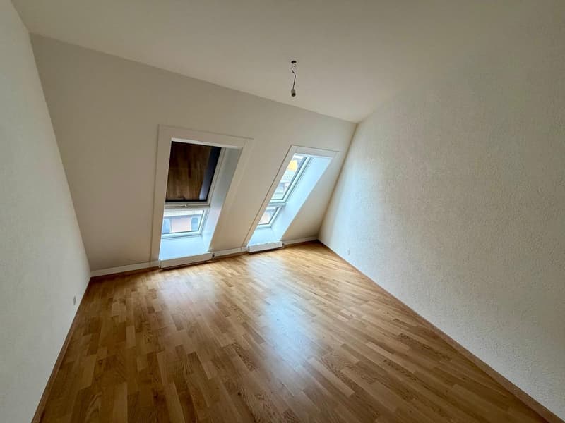 Geräumige 4.5-Zimmer-Wohnung im 15. Stock – La Chaux-de-Fonds (6)