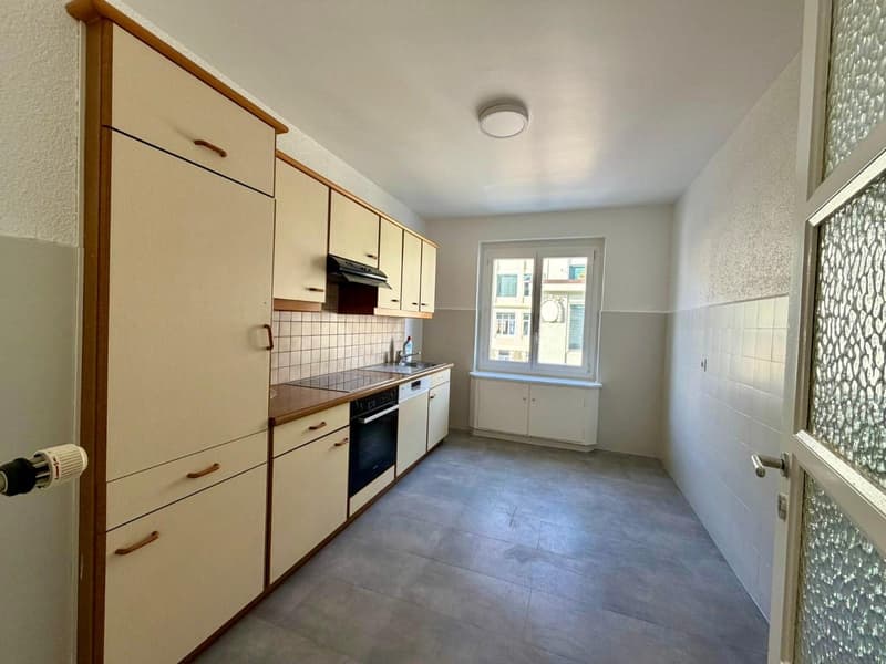 Einzigartiges 3-Zimmer-Apartment mit Balkon (4)