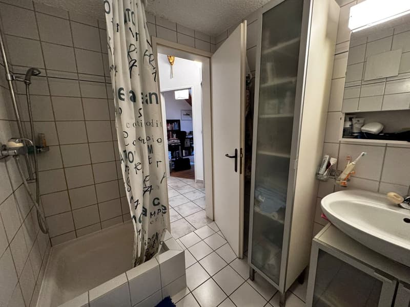 Ampio appartamento di 5.5 locali con terrazza a Saint-Imier (20)