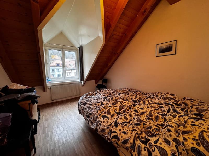 Ampio appartamento di 5.5 locali con terrazza a Saint-Imier (16)