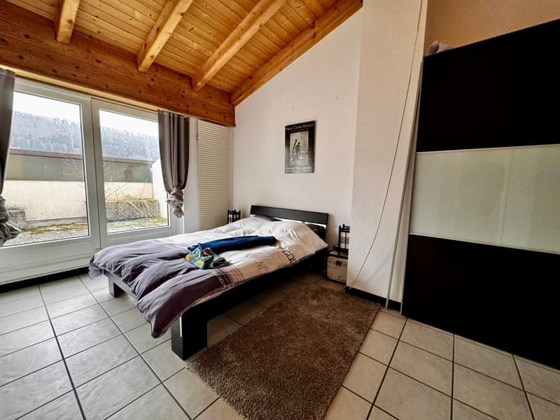 Ampio appartamento di 5.5 locali con terrazza a Saint-Imier (15)