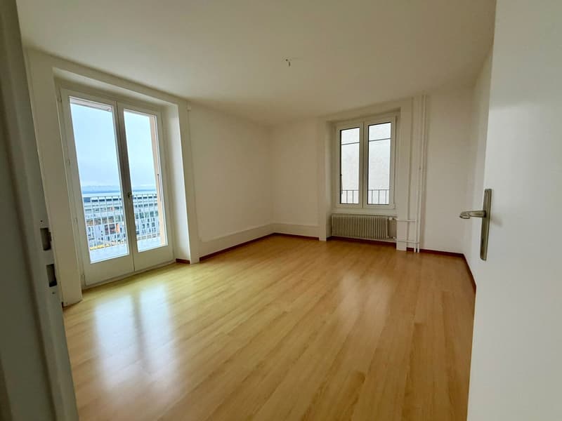 Drei-Zimmer-Wohnung mit Balkon in Neuchâtel (2)