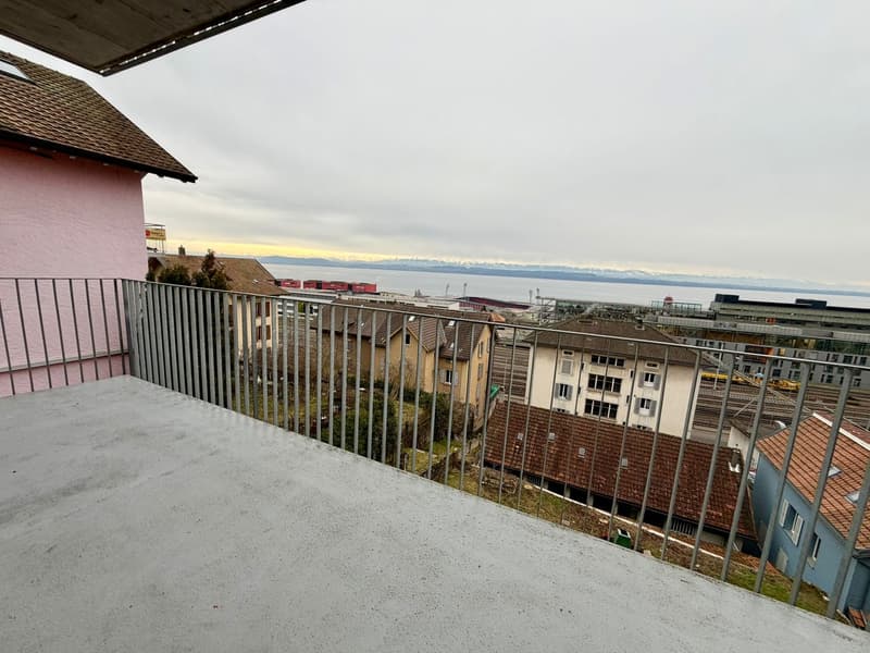 Drei-Zimmer-Wohnung mit Balkon in Neuchâtel (1)