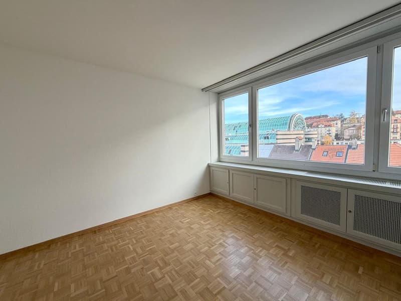 Beautiful 5-room apartment with a balcony (6)