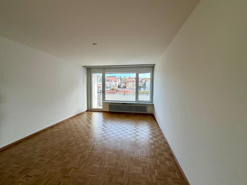 Beautiful 5-room apartment with a balcony (4)
