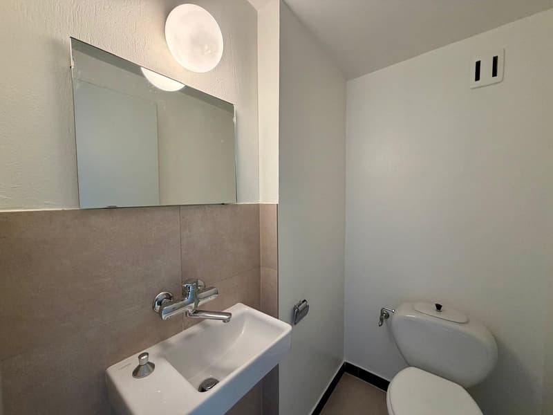 Beautiful 5-room apartment with a balcony (11)