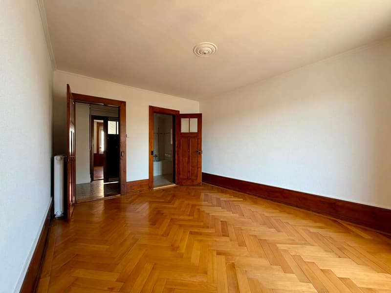 Helles 3-Zimmer-Wohnung mit Balkon in La Chaux-de-Fonds (4)