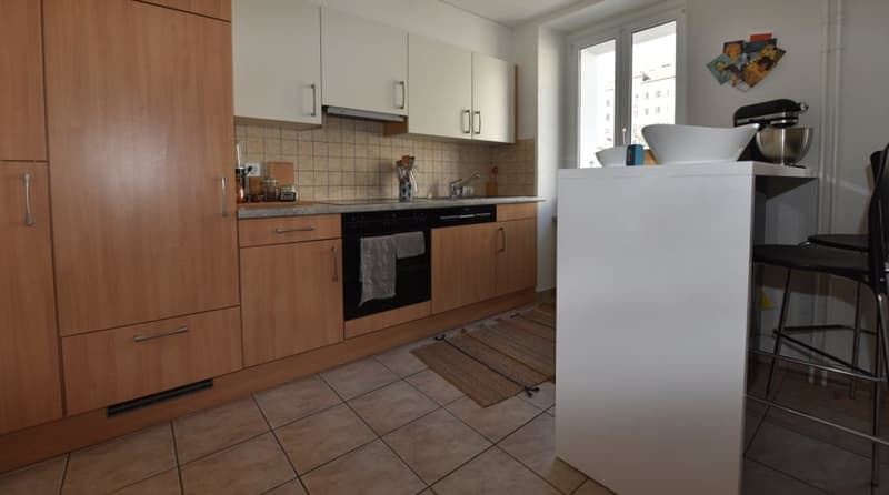 Zweieinhalb-Zimmer-Wohnung mit viel Licht zu vermieten – Rue du Progrès, La Chaux-de-Fonds (5)