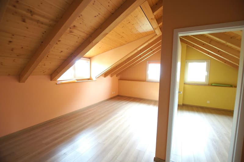 Immeuble rénové en 2016 de 6 appartements + 1 Bar-Restaurant (13)